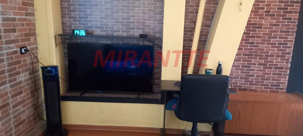 Sobrado de 150m² com 4 quartos em Santana