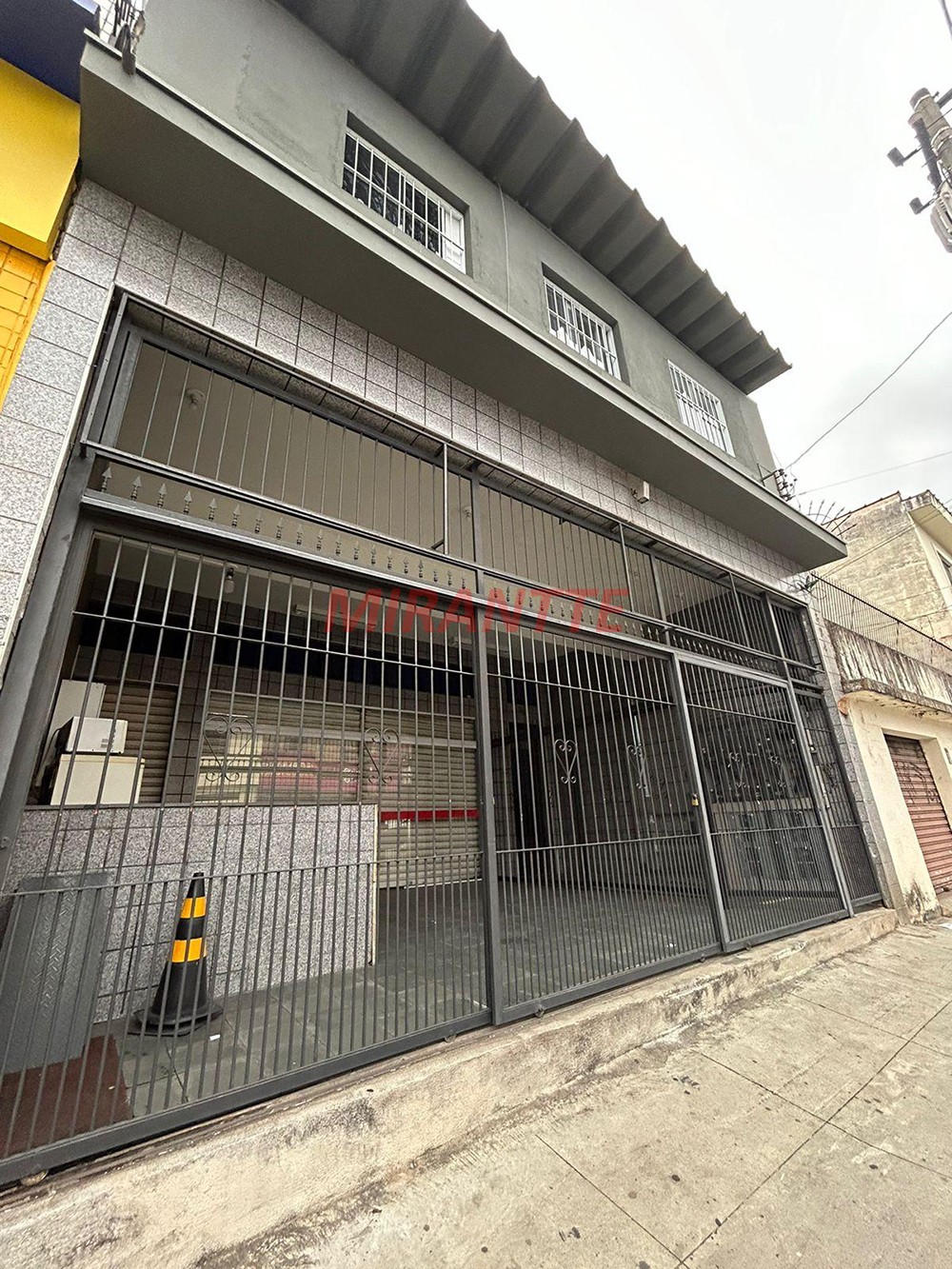 Comercial de 268m² em Vila Nova Cachoeirinha