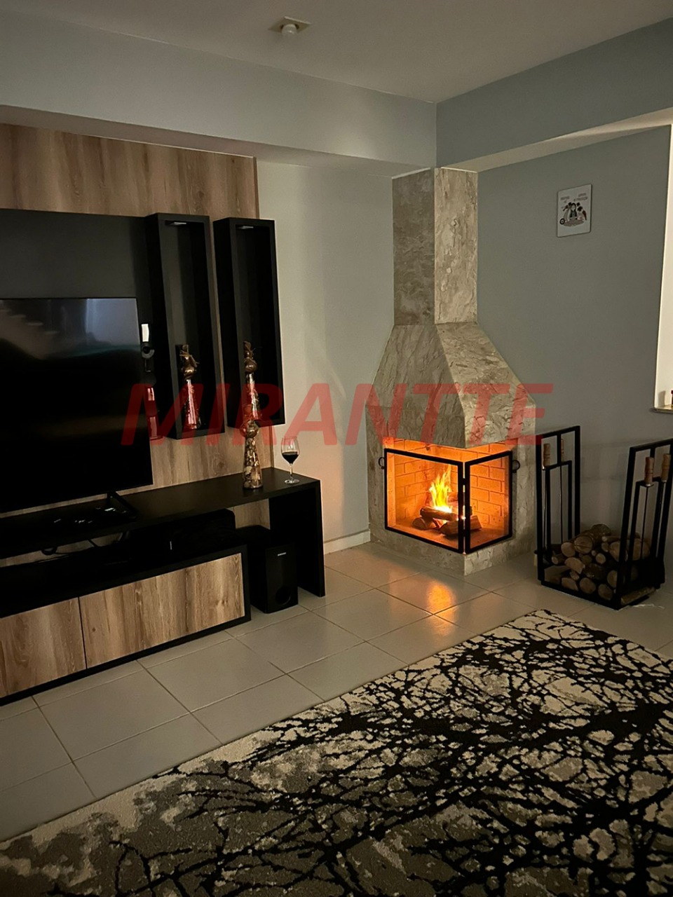 Sobrado de 610m² com 5 quartos em Serra Da Cantareira