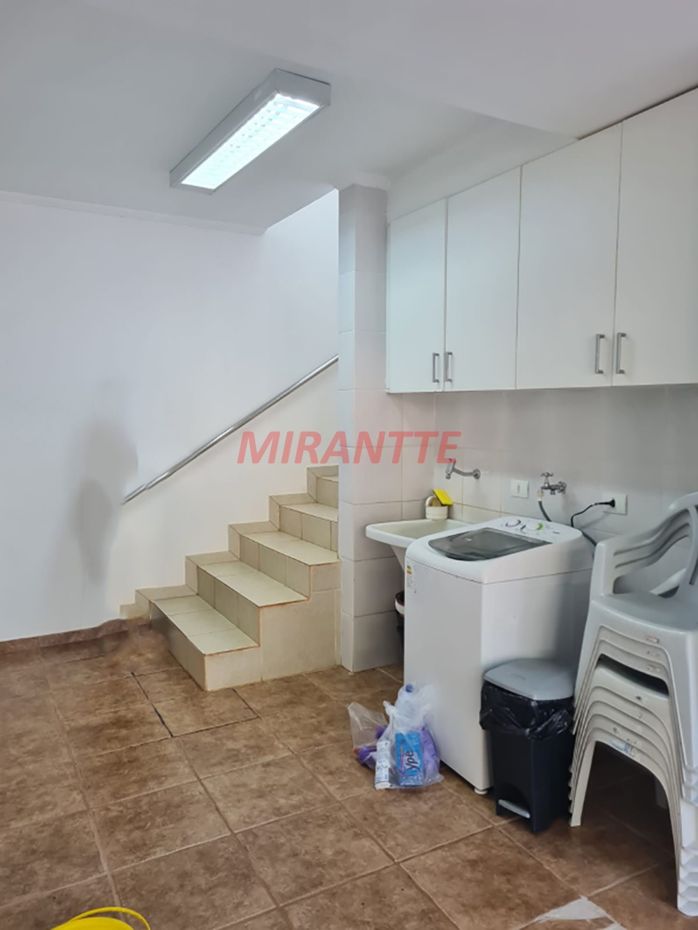 Sobrado de 610m² com 5 quartos em Serra Da Cantareira