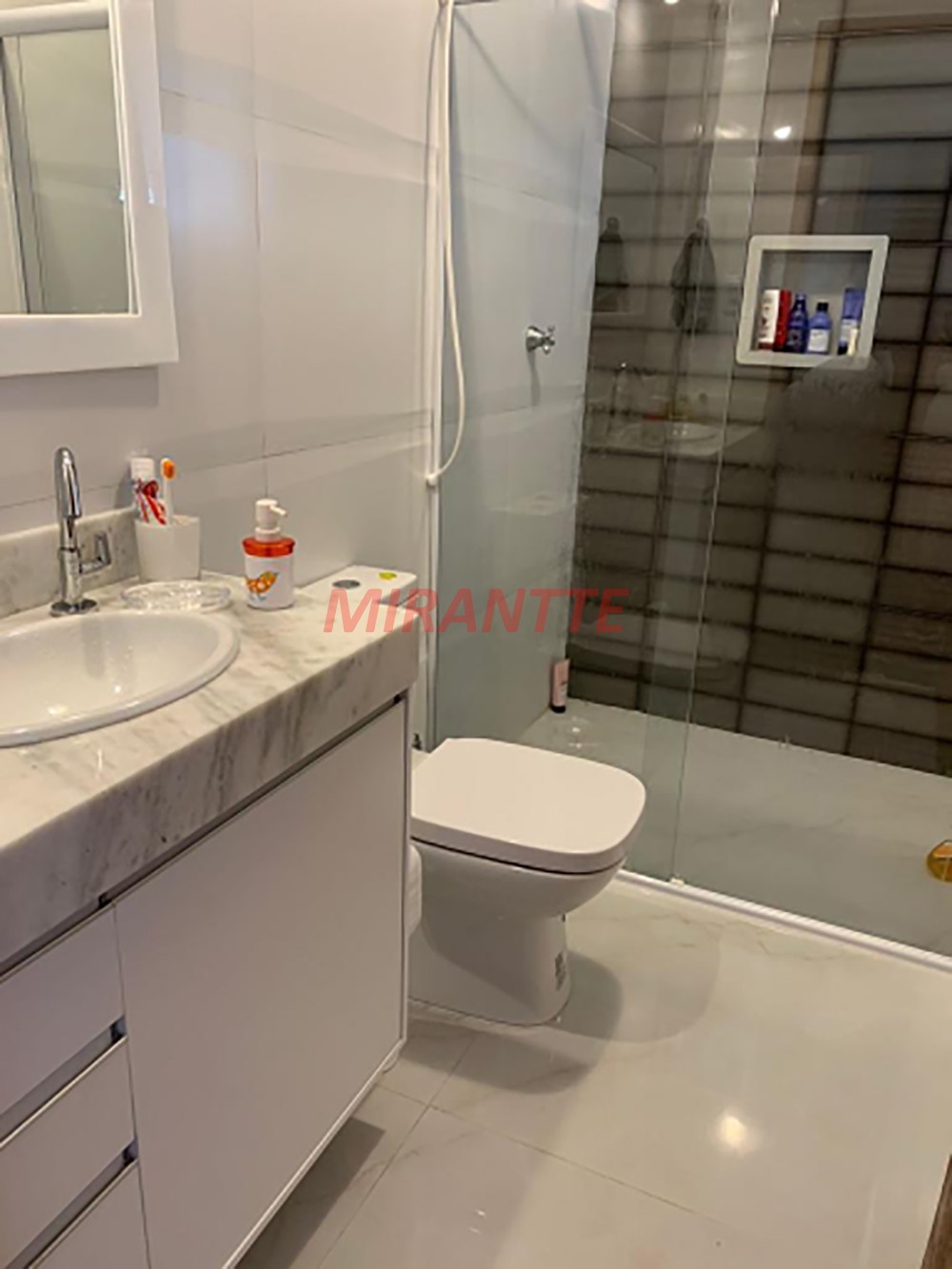 Cond. fechado de 150m² com 2 quartos em Mato Dentro