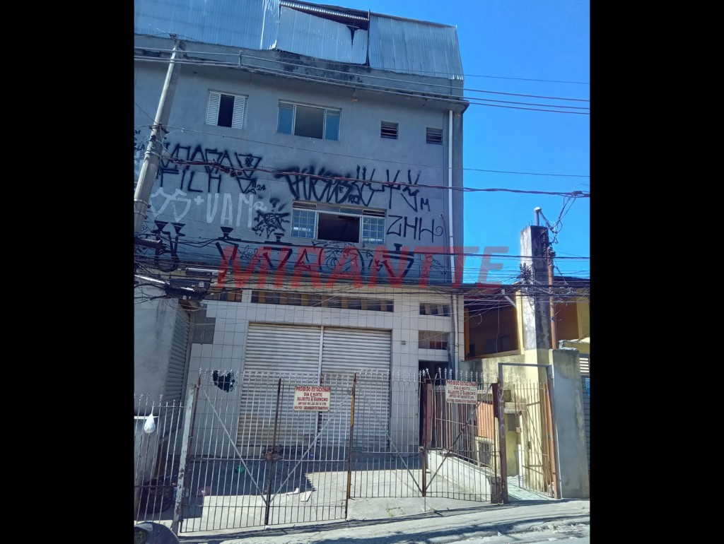 Comercial de 1499m² em Jardim Peri