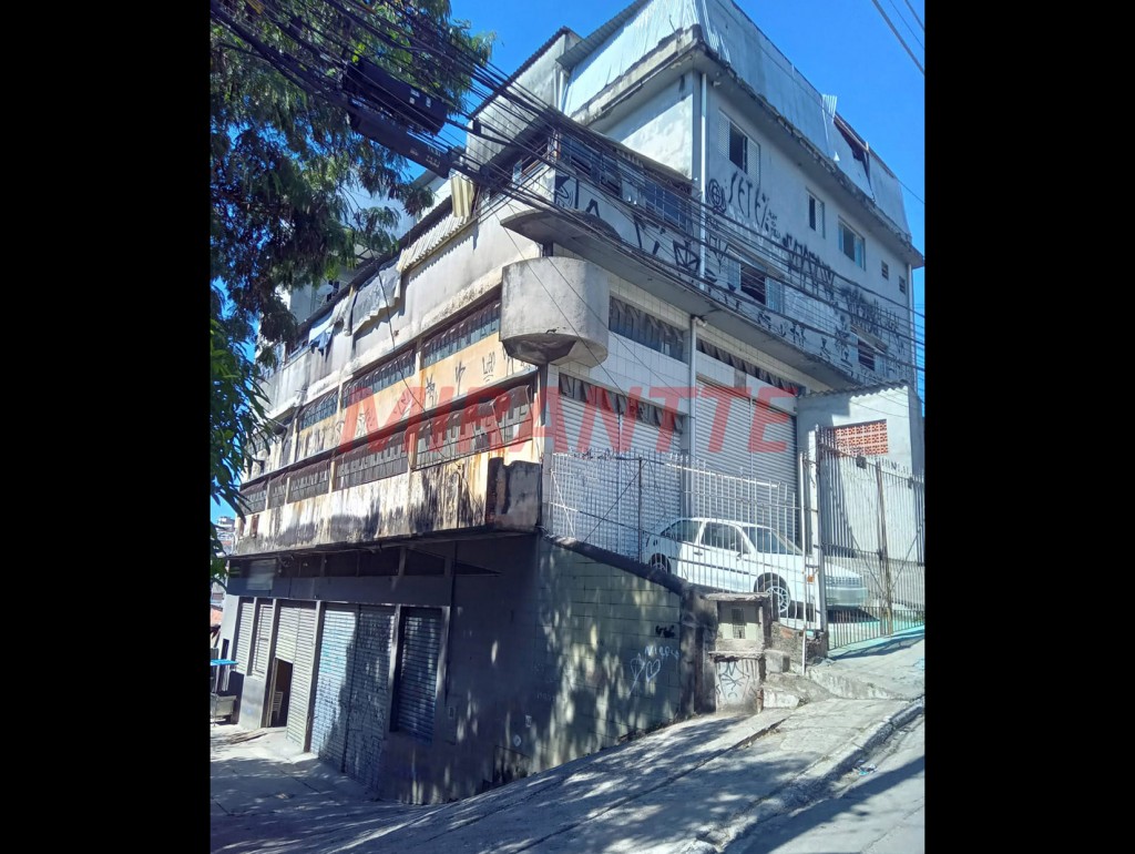 Comercial de 1499m² em Jardim Peri