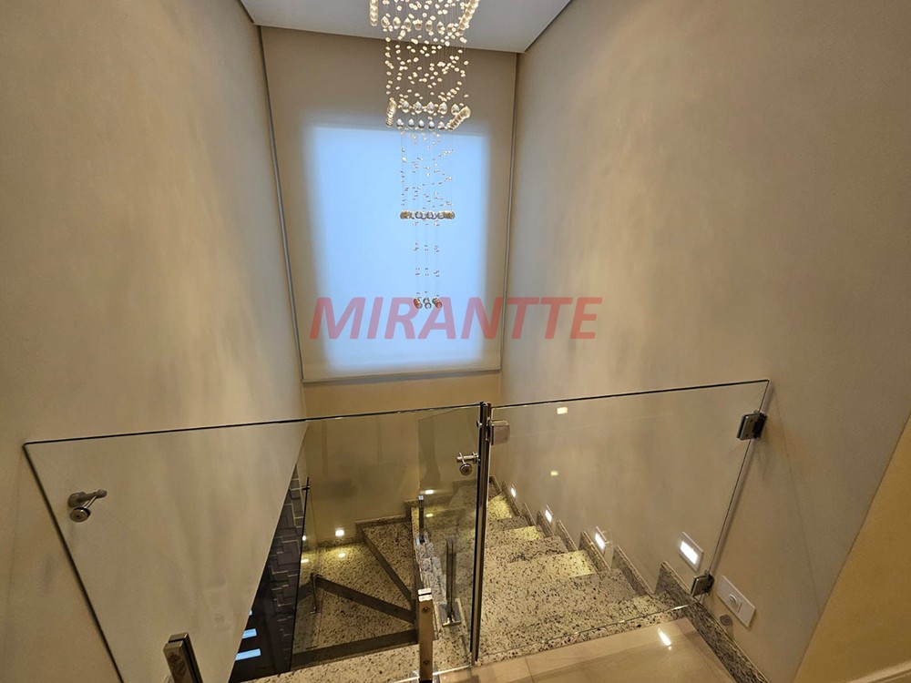 Sobrado de 280m² com 3 quartos em Mandaqui