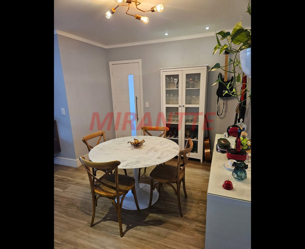 Apartamento de 85m² com 3 quartos em Santa Terezinha