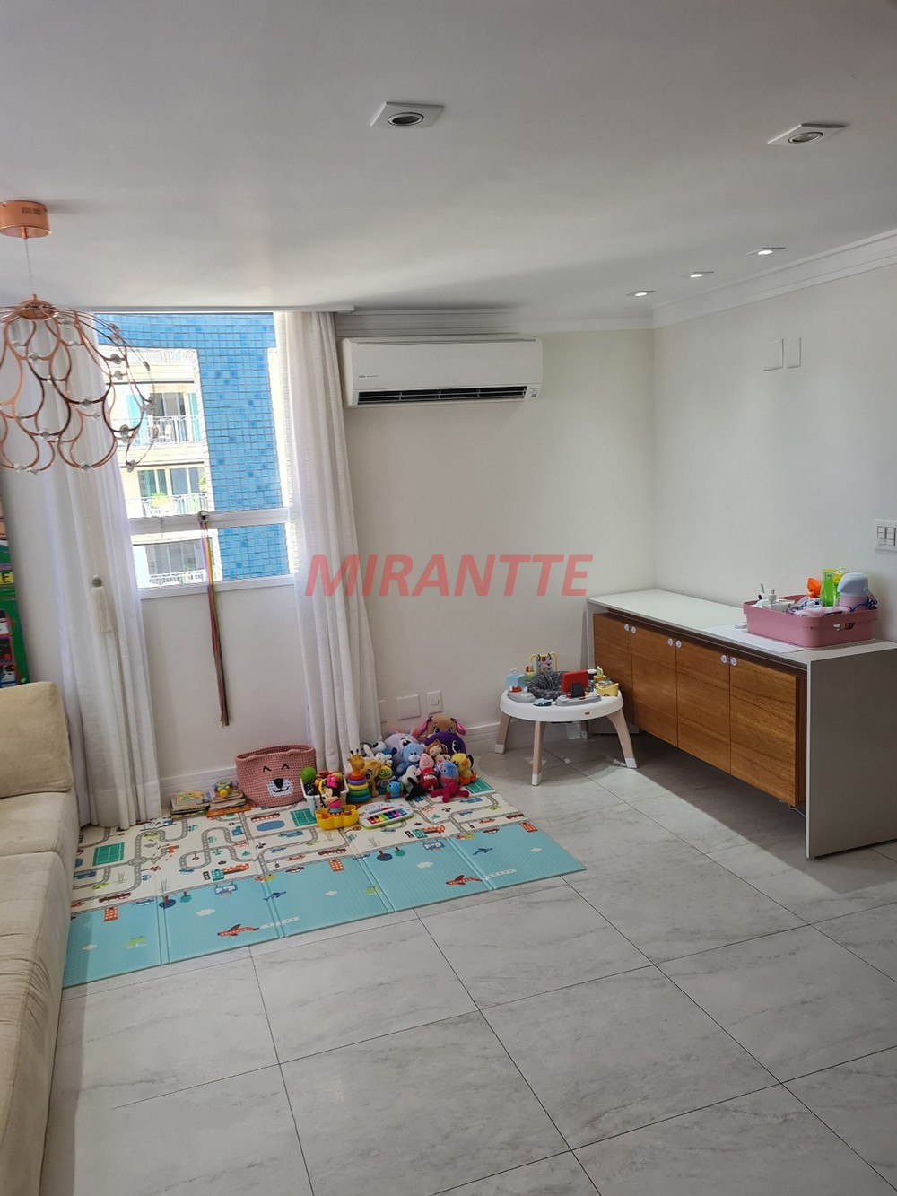 Cobertura de 236m² com 3 quartos em Santana