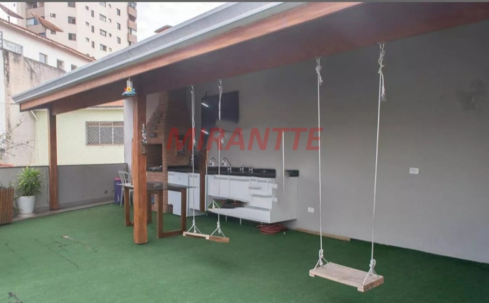 Cond. fechado de 160m² com 3 quartos em Santana