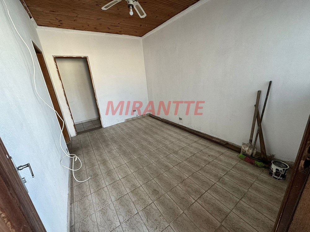 Terreno de 331m² em Freguesia do Ó