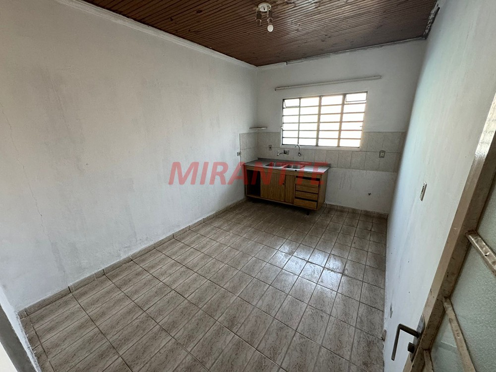Terreno de 331m² em Freguesia do Ó