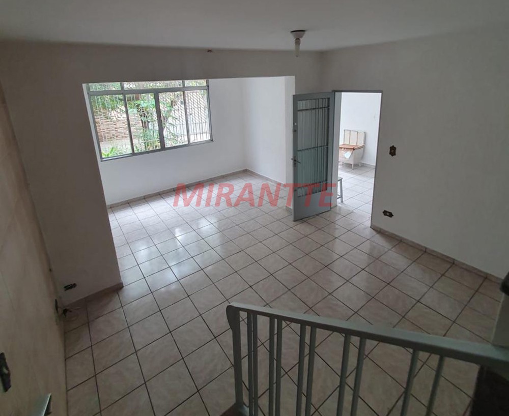 Sobrado com 3 quartos em Vila Moreira