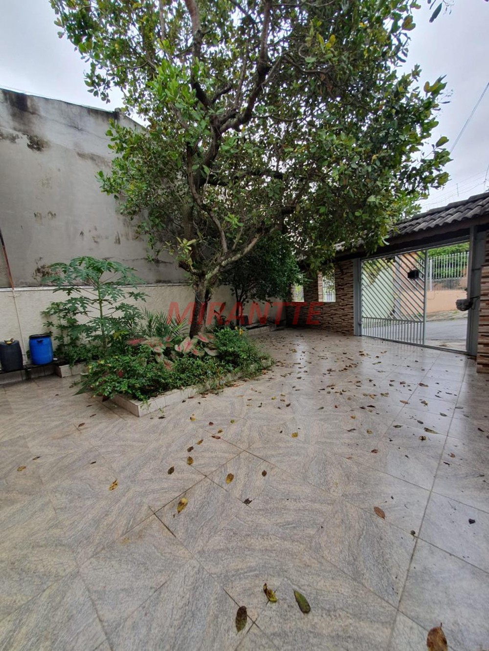 Sobrado com 3 quartos em Vila Moreira