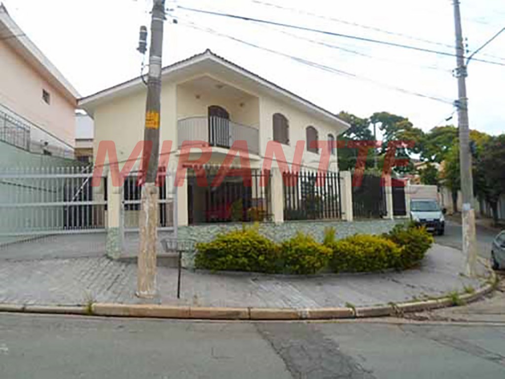 Sobrado de 270m² com 3 quartos em Jardim Guapíra