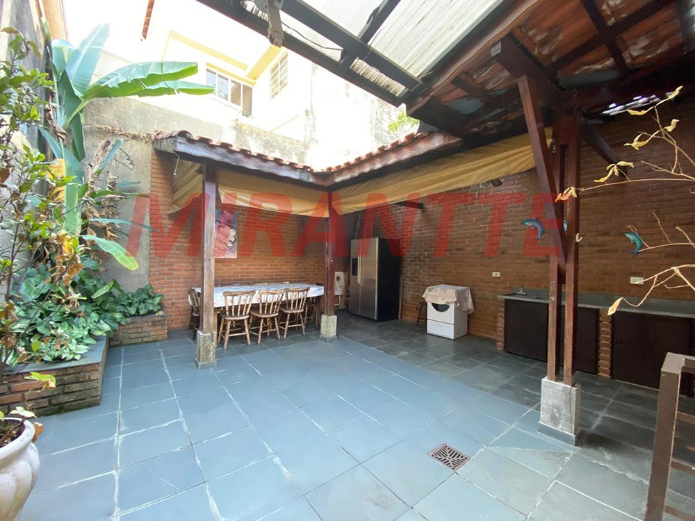 Sobrado de 236m² com 3 quartos em Mandaqui