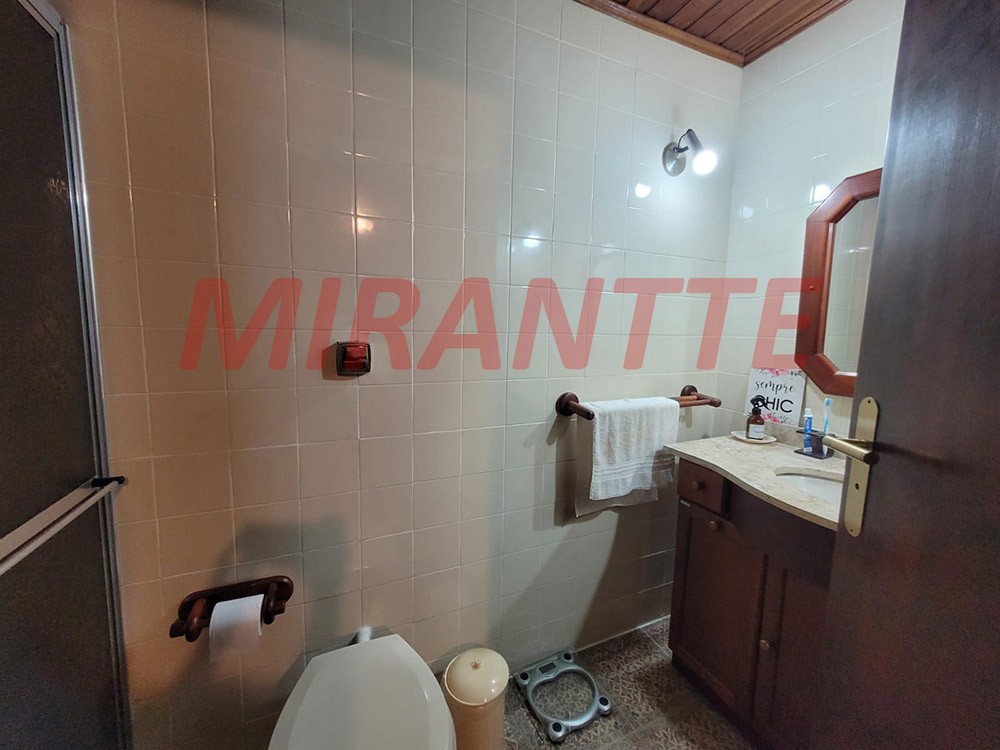 Casa terrea de 300m² com 3 quartos em Serra Da Cantareira