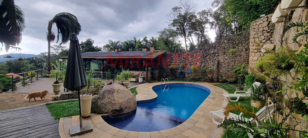 Casa terrea de 400m² com 3 quartos em PARQUE PETROPOLIS
