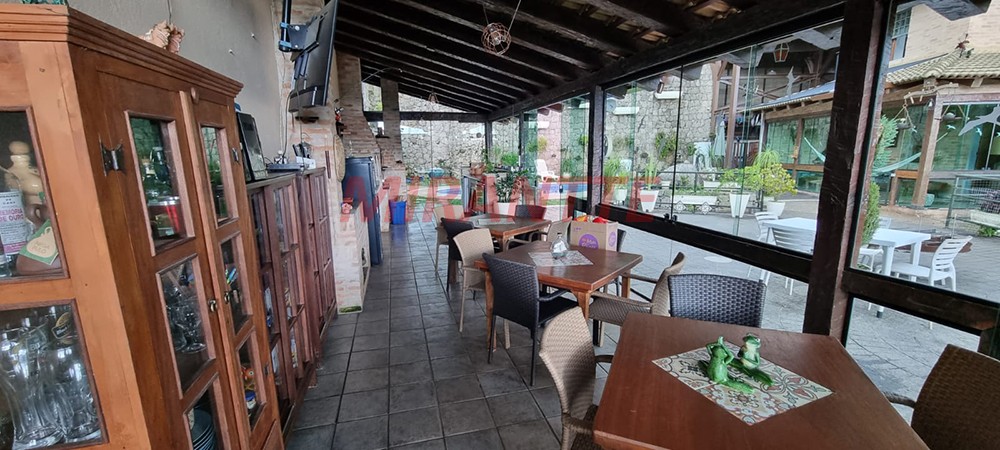 Casa terrea de 400m² com 3 quartos em PARQUE PETROPOLIS