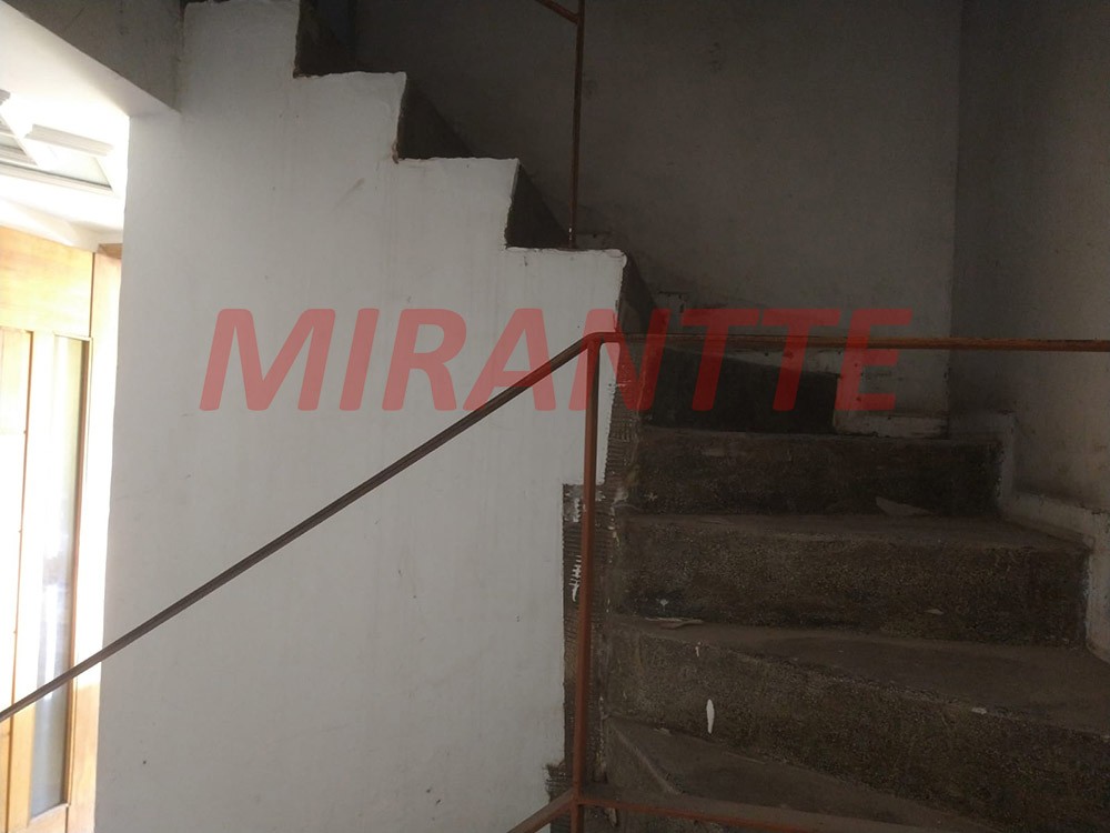 Sobrado de 200m² com 4 quartos em Jaçana