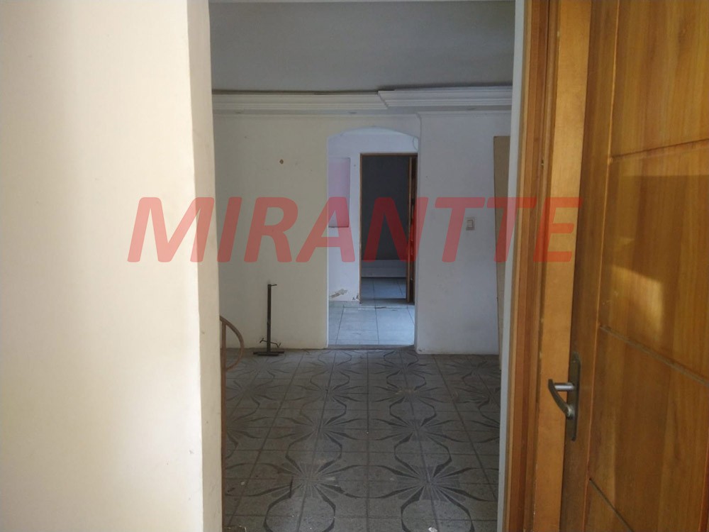 Sobrado de 200m² com 4 quartos em Jaçana