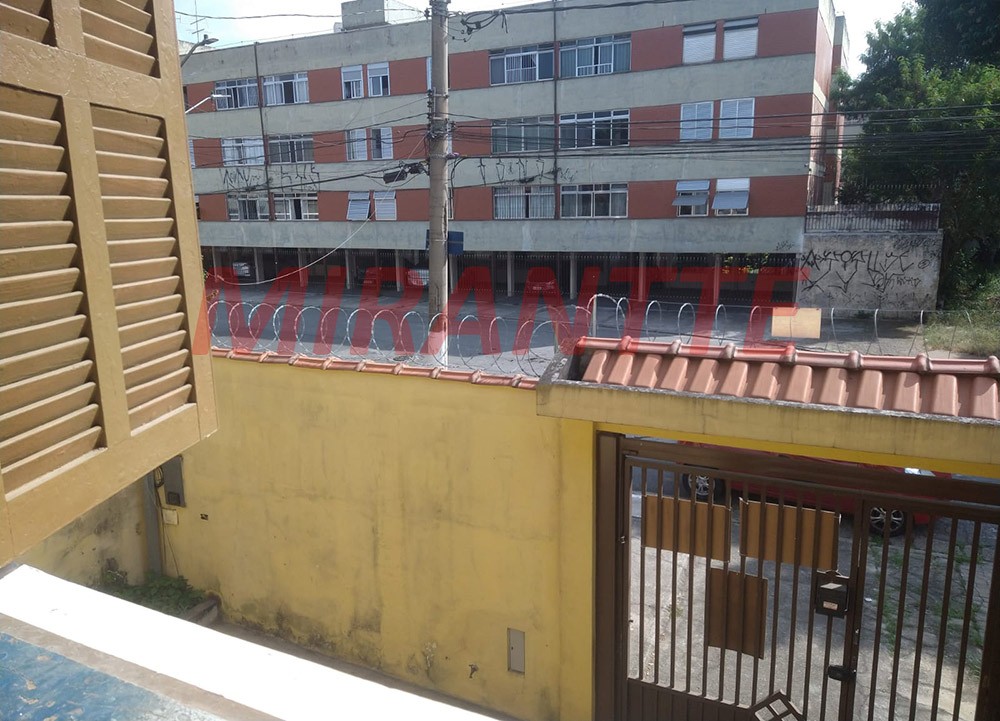 Sobrado de 200m² com 4 quartos em Jaçana