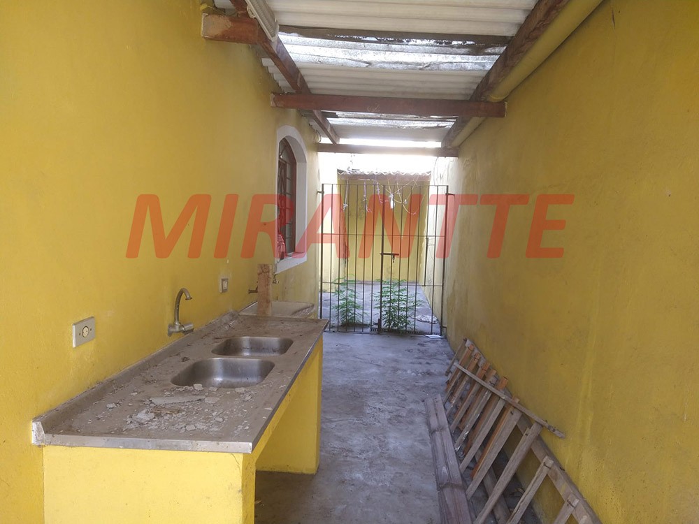 Sobrado de 200m² com 4 quartos em Jaçana