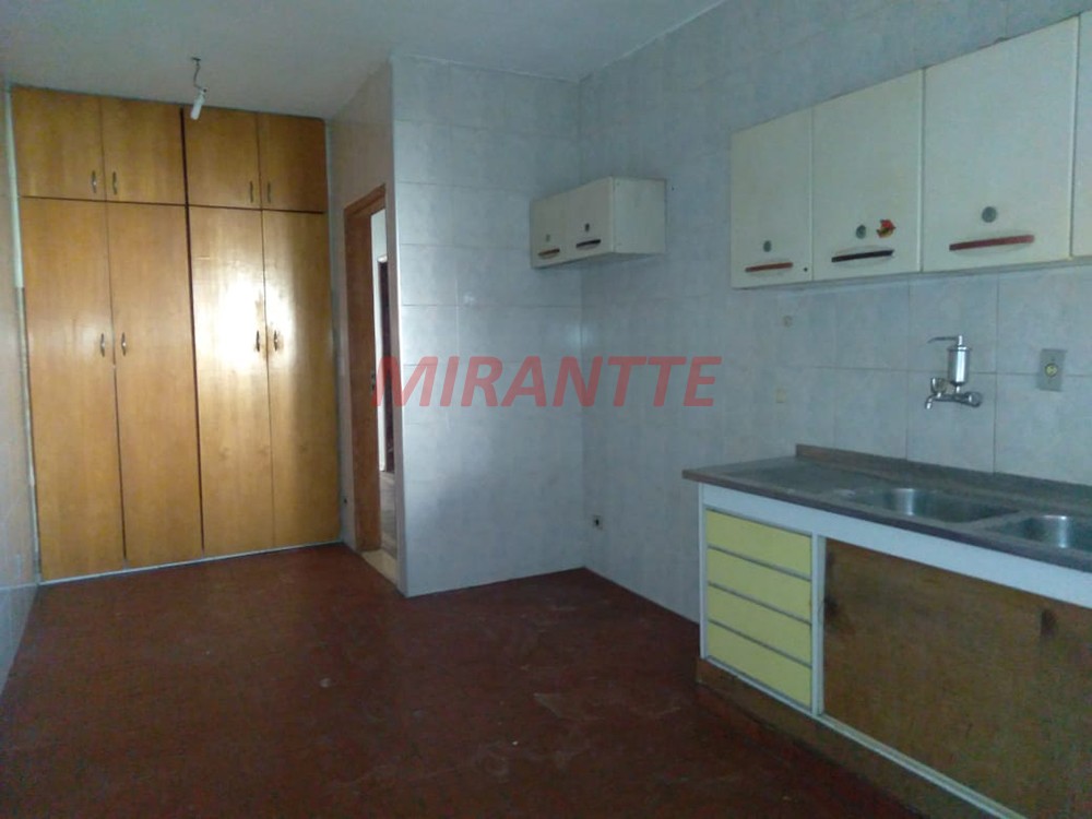 Casa terrea de 220m² com 3 quartos em Vila Irmaos Arnoni