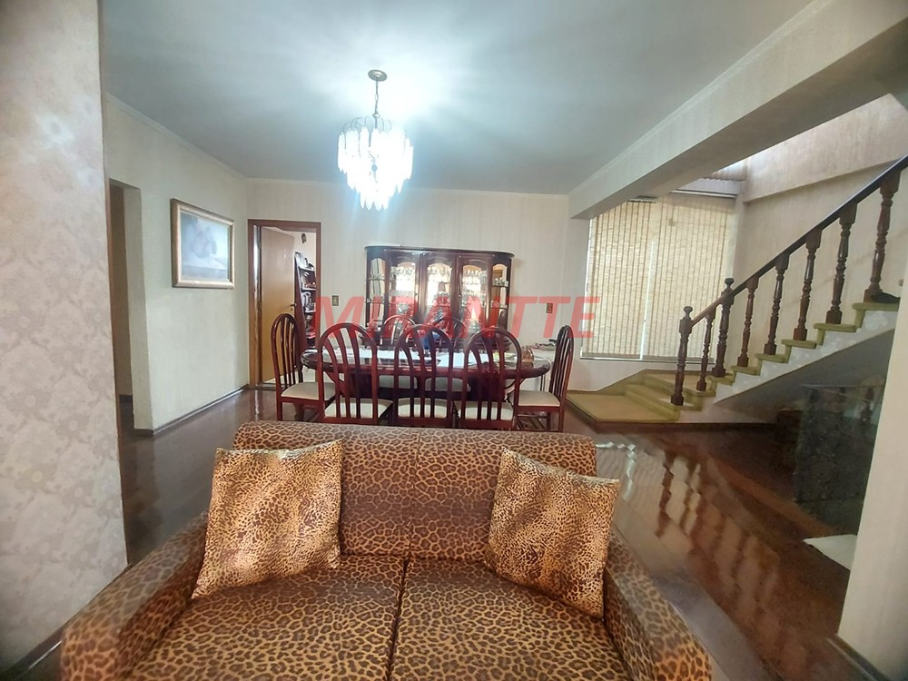 Sobrado de 250m² com 4 quartos em Mandaqui