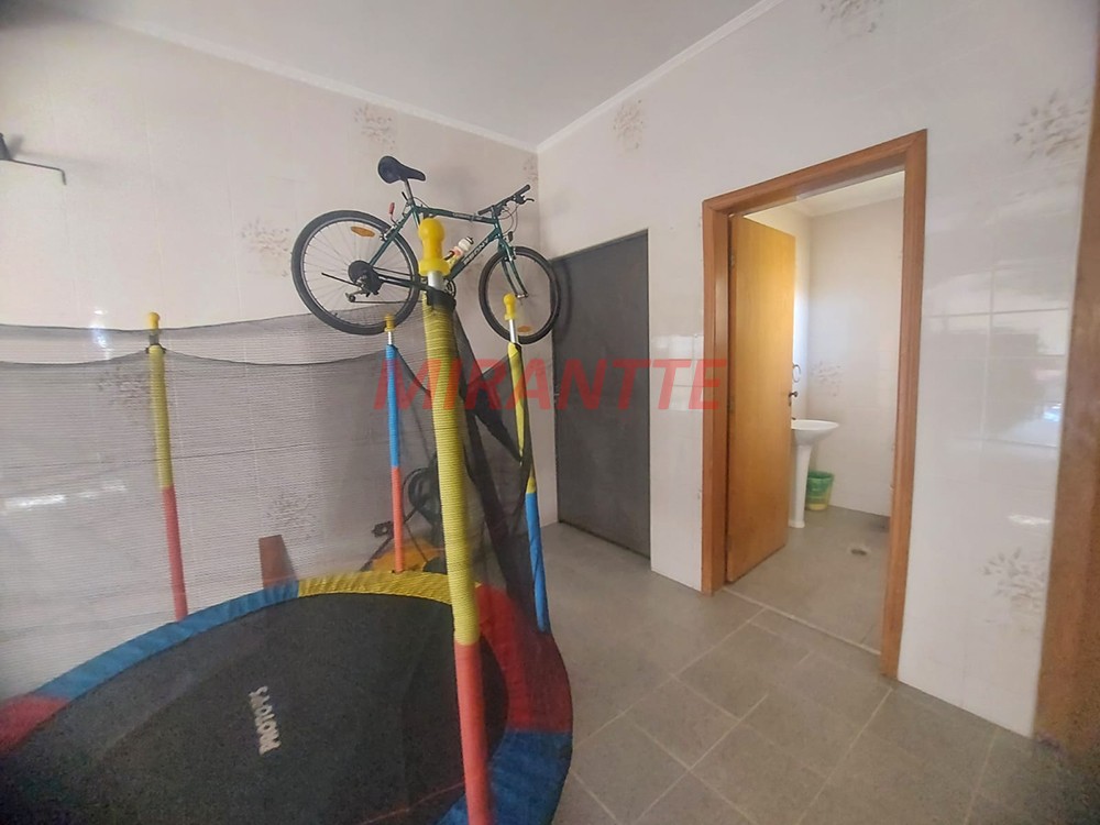 Sobrado de 250m² com 4 quartos em Mandaqui