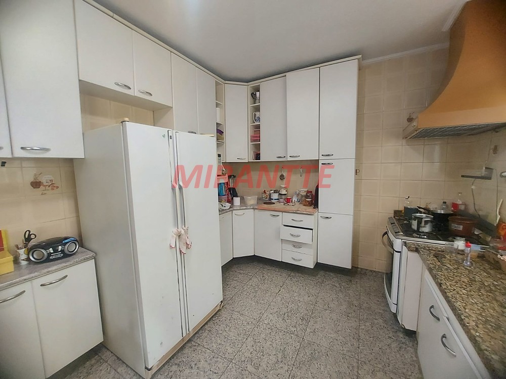 Sobrado de 250m² com 4 quartos em Mandaqui