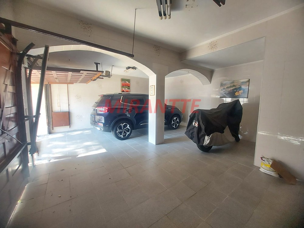 Sobrado de 250m² com 4 quartos em Mandaqui