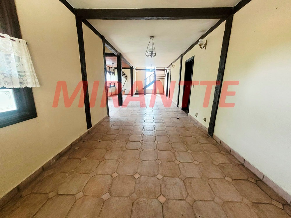 Sobrado de 250m² com 3 quartos em Serra da Cantareira