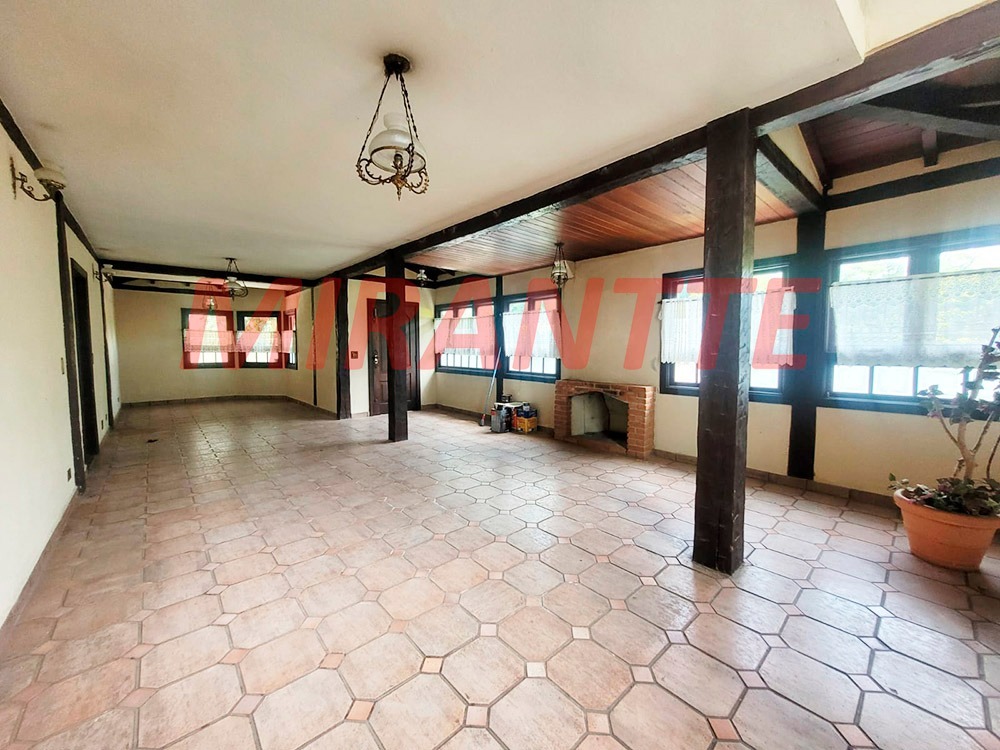 Sobrado de 250m² com 3 quartos em Serra da Cantareira