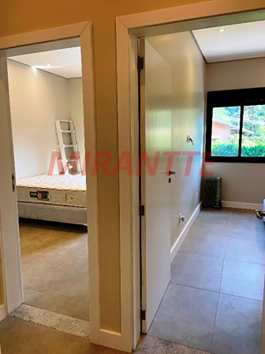 Sobrado de 1200m² com 3 quartos em Centro