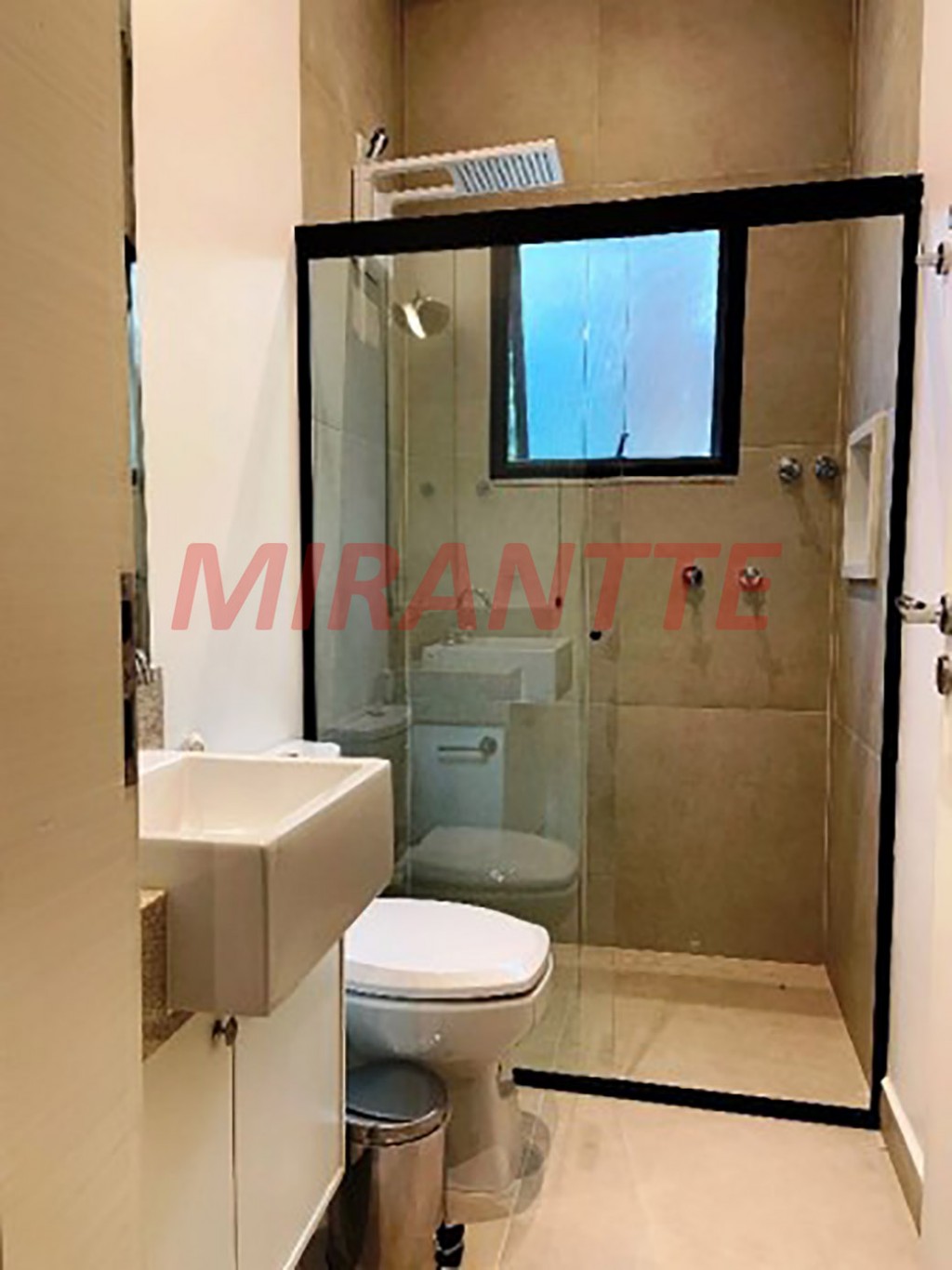 Sobrado de 1200m² com 3 quartos em Centro