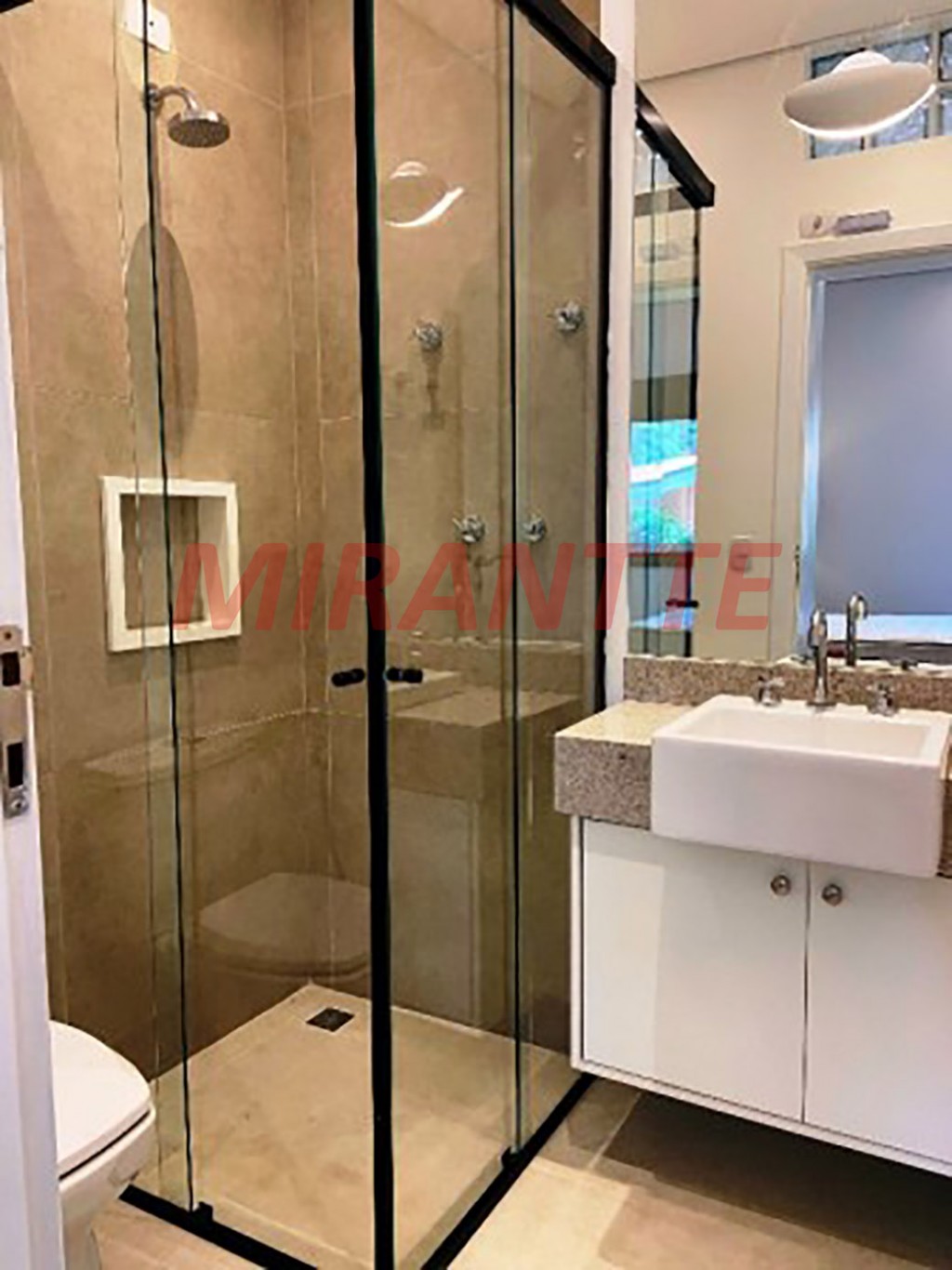 Sobrado de 1200m² com 3 quartos em Centro