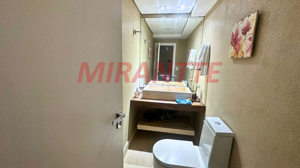 Cond. fechado de 235m² com 3 quartos em Jardim Itatinga
