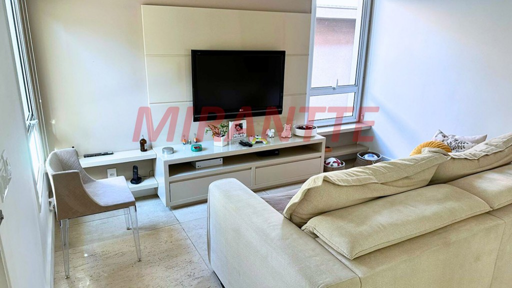 Cond. fechado de 235m² com 3 quartos em Jardim Itatinga
