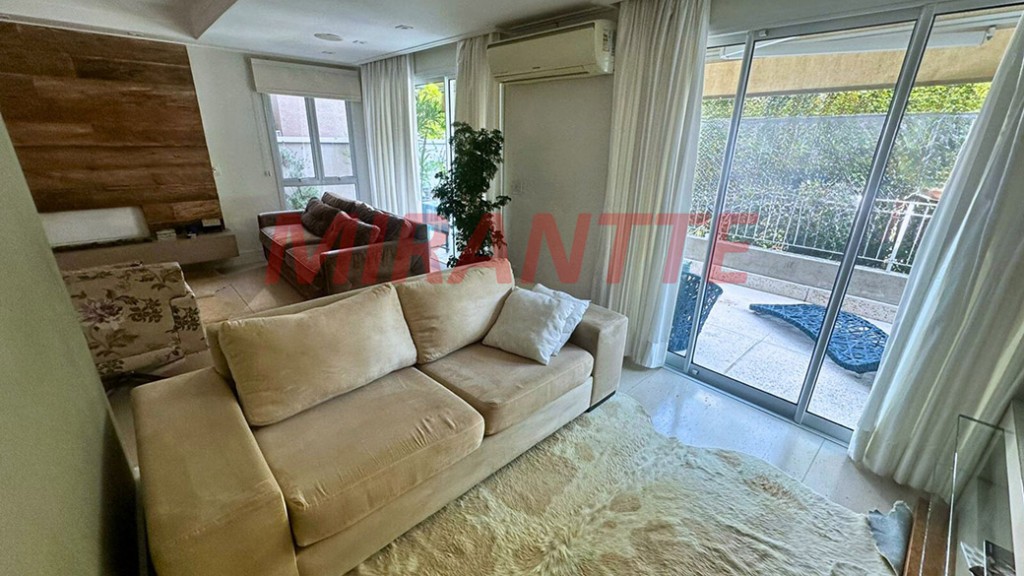 Cond. fechado de 235m² com 3 quartos em Jardim Itatinga