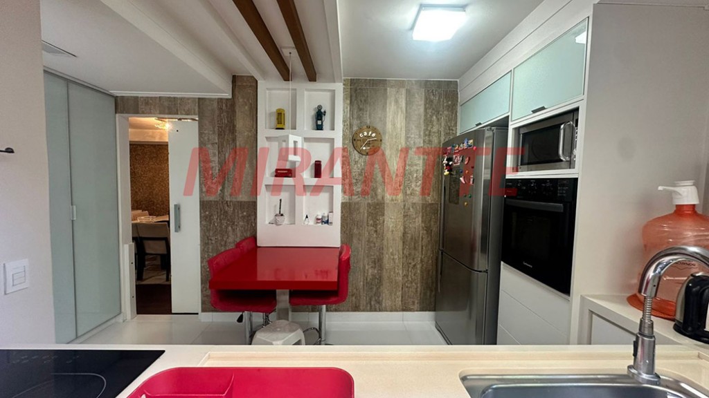 Cond. fechado de 235m² com 3 quartos em Jardim Itatinga