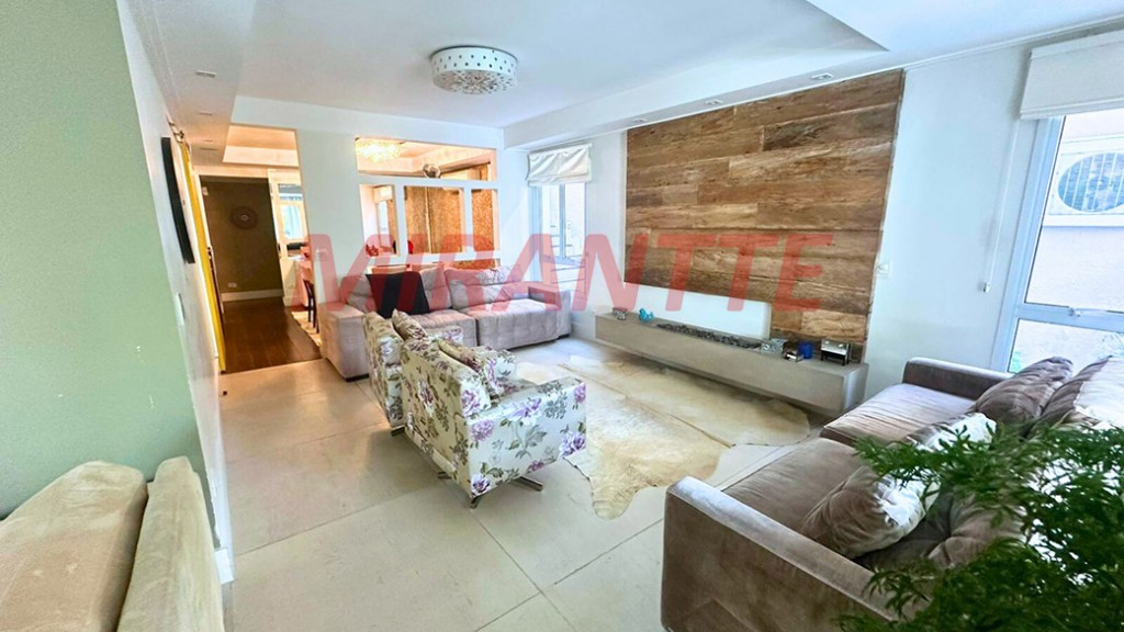 Cond. fechado de 235m² com 3 quartos em Jardim Itatinga