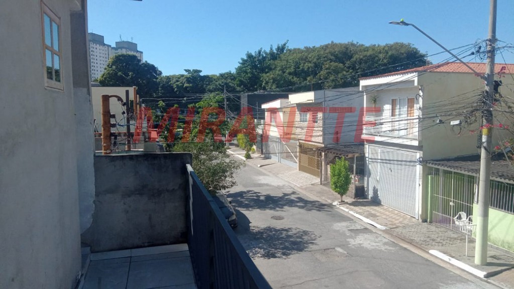 Sobrado de 120m² com 4 quartos em Imirim
