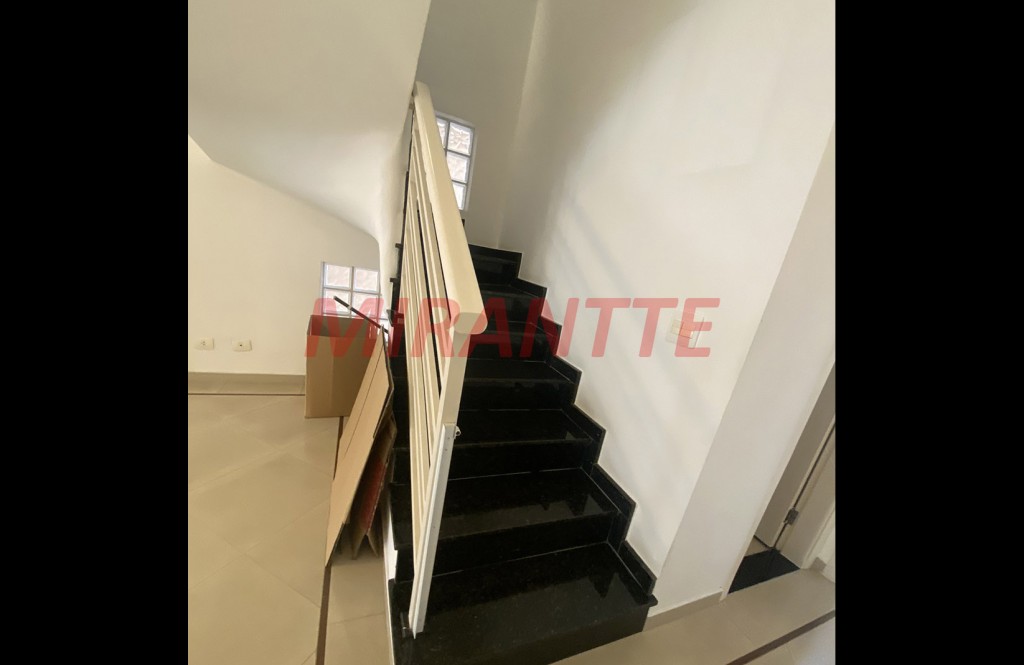 Sobrado de 159m² com 3 quartos em Santana