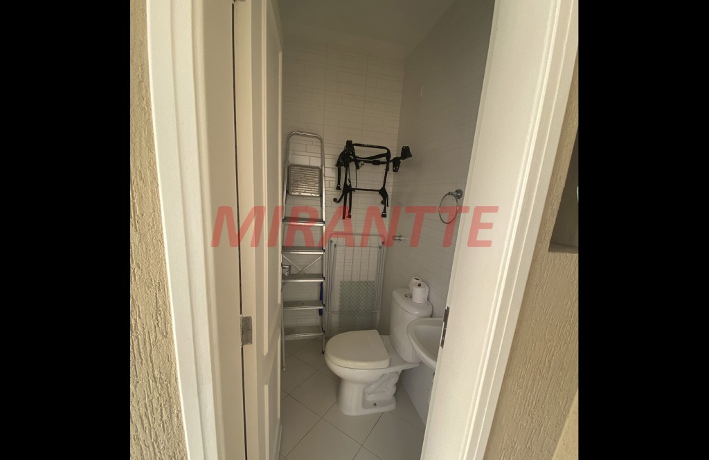 Sobrado de 159m² com 3 quartos em Santana