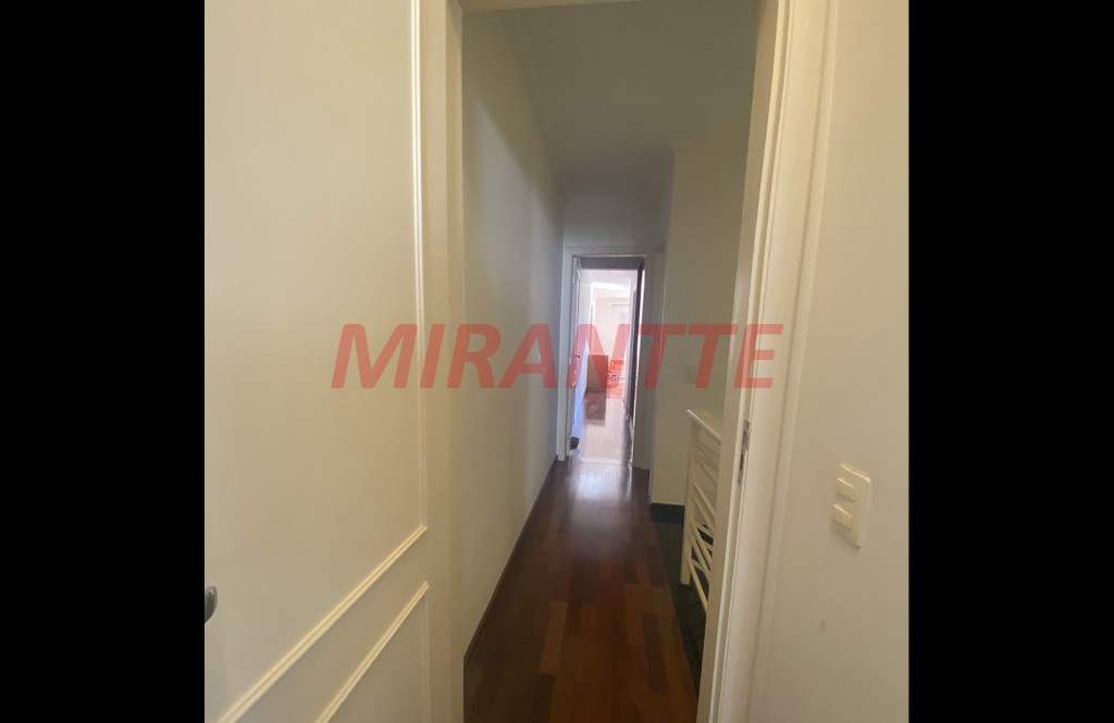 Sobrado de 159m² com 3 quartos em Santana