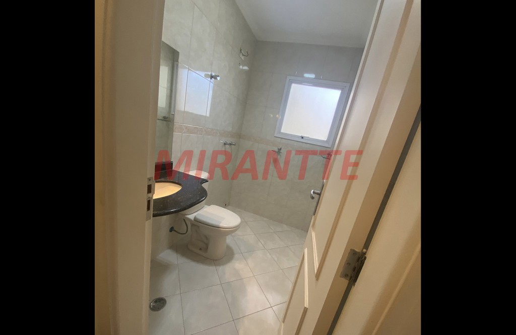 Sobrado de 159m² com 3 quartos em Santana