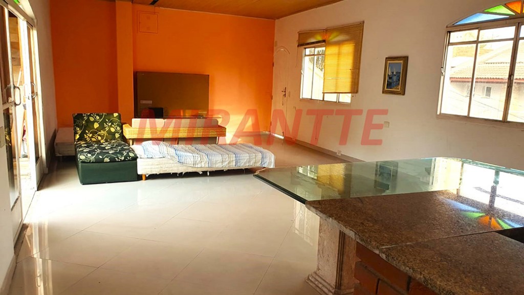 Sobrado de 364m² com 4 quartos em Santana