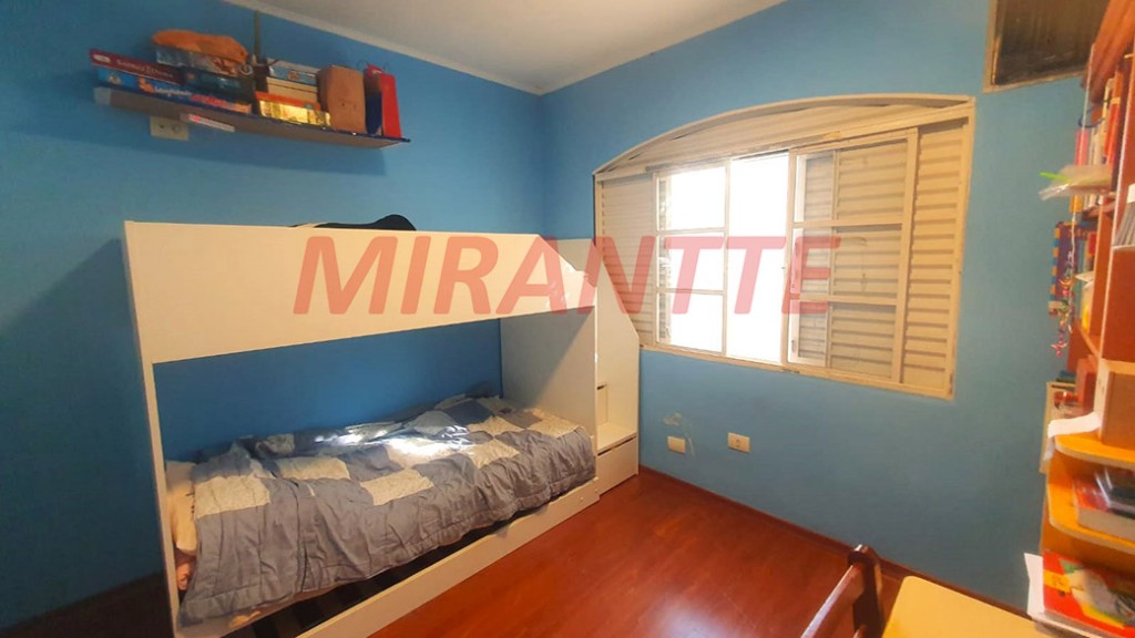 Sobrado de 364m² com 4 quartos em Santana