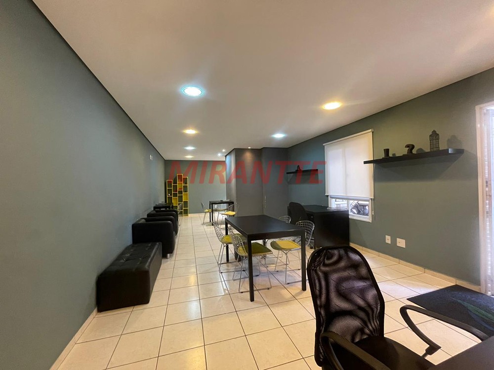 Apartamento com 3 quartos em Jardim Flor da Montanha