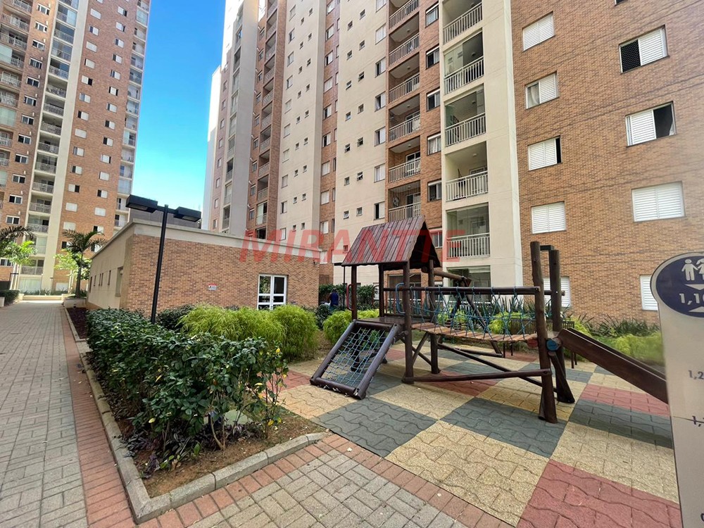 Apartamento com 3 quartos em Jardim Flor da Montanha