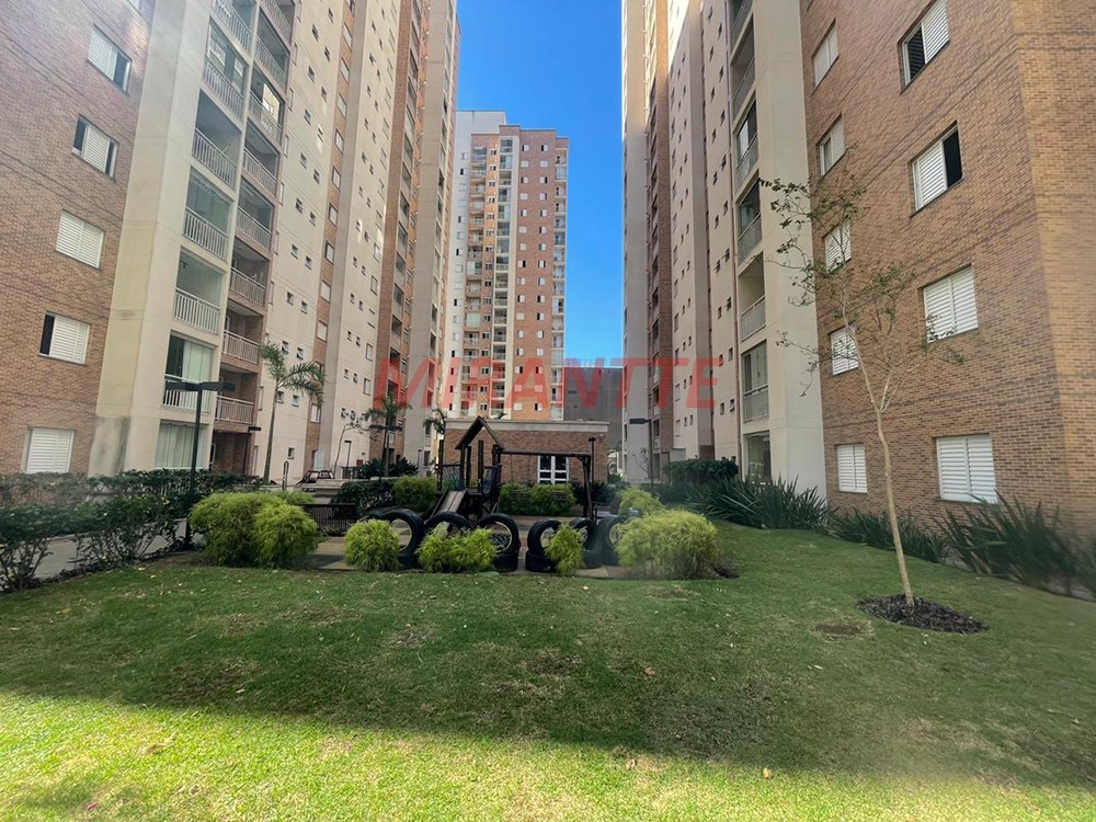 Apartamento com 3 quartos em Jardim Flor da Montanha