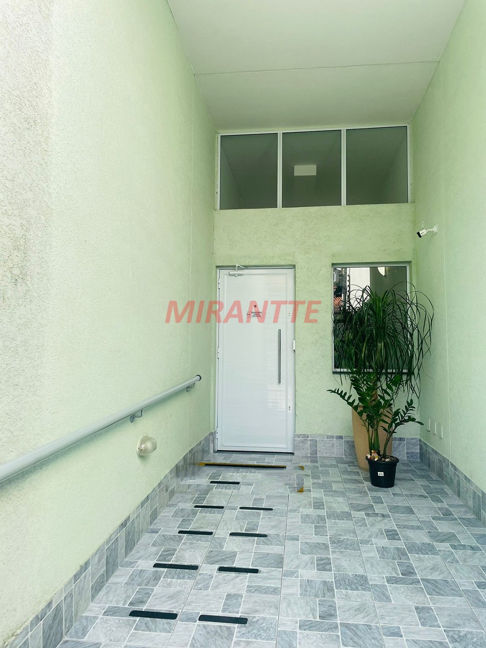 Apartamento de 36m² com 2 quartos em Tremembe